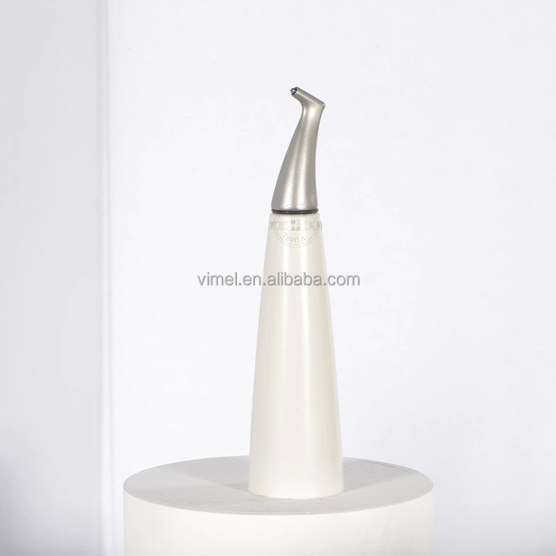 Teeth Whitening Dental - Neu in der Zahnklinik: Intraorales Luftpoliersystem